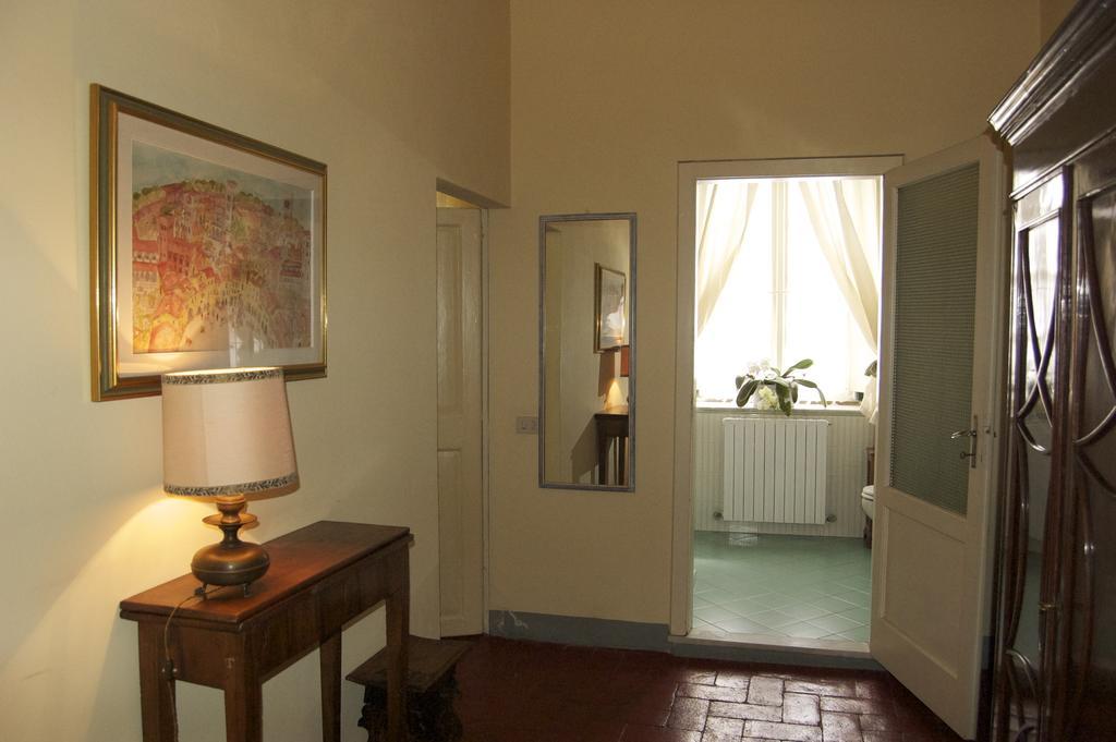 Palazzo Tucci Apartments ลุคคา ห้อง รูปภาพ
