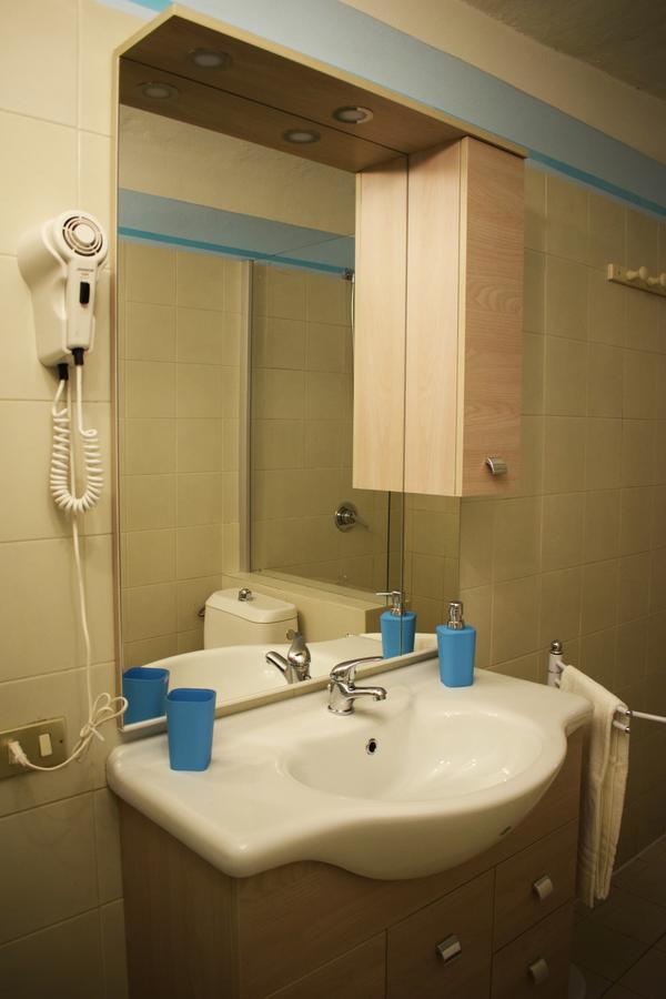 Palazzo Tucci Apartments ลุคคา ภายนอก รูปภาพ